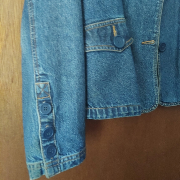 Denim jacket - Picture 3 of 4